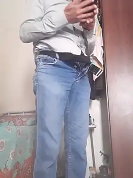 Snapshot of akramali40yo chatting on 12/04/25, 06:01 akramali40yo online show from 12/04/25, 06:01