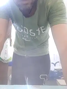 Snapshot of akramali40yo chatting on 12/05/25, 08:34 akramali40yo online show from 12/05/25, 08:34