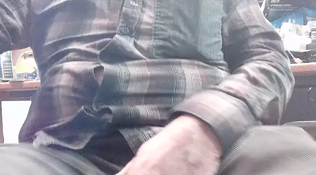 Snapshot of HaraldGermany chatting on 02/09/25, 03:23 HaraldGermany online show from 02/09/25, 03:23