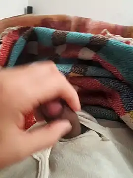 Snapshot of Ummfuss1 chatting on 01/03/25, 02:08 Ummfuss1 online show from 01/03/25, 02:08