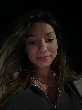 Snapshot of _MiaQueen_ chatting on 03/14/25, 01:37 MiaQueen online show from 03/14/25, 01:37