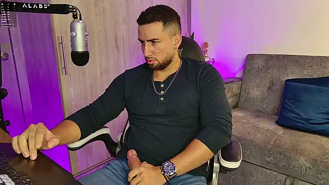 mr david cox online show from 02/15/25, 01:05