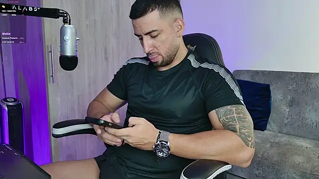 mr david cox online show from 02/23/25, 01:53