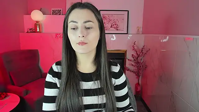 KylieMellow online show from 09/30/25, 01:27