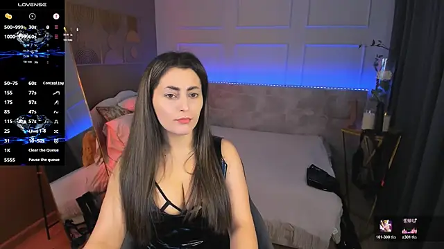 Snapshot of KylieMellow chatting on 05/21/26, 05:36 KylieMellow online show from 05/21/26, 05:36