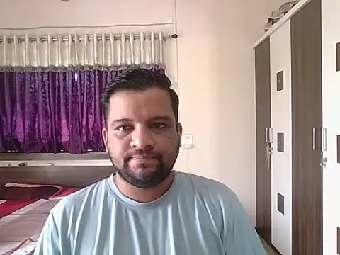 dhruv love online show from 09/19/25, 04:03