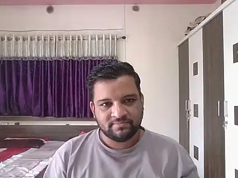 dhruv love online show from 09/22/25, 04:03