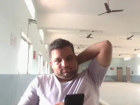 Snapshot of dhruv_love chatting on 06/06/26, 05:12 dhruv love online show from 06/06/26, 05:12