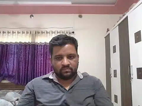 Snapshot of dhruv_love chatting on 06/19/26, 11:36 dhruv love online show from 06/19/26, 11:36