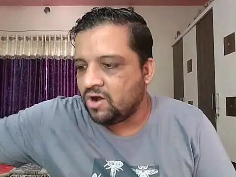 Snapshot of dhruv_love chatting on 07/18/26, 11:25 dhruv love online show from 07/18/26, 11:25