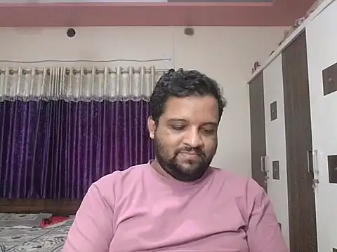 Snapshot of dhruv_love chatting on 07/25/26, 12:14 dhruv love online show from 07/25/26, 12:14