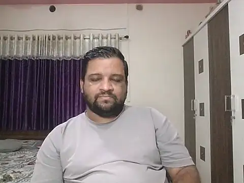 Snapshot of dhruv_love chatting on 07/27/26, 12:12 dhruv love online show from 07/27/26, 12:12