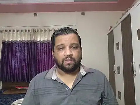 Snapshot of dhruv_love chatting on 07/28/26, 11:17 dhruv love online show from 07/28/26, 11:17