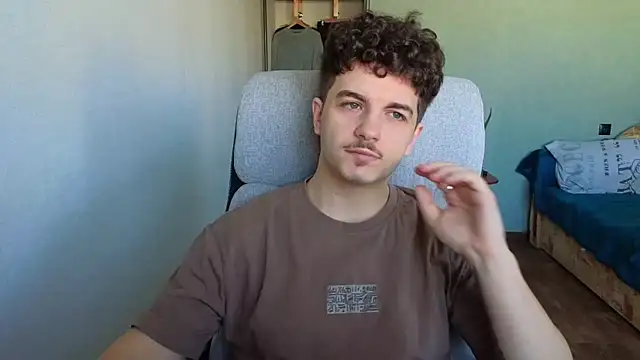 Remy Miles online show from 02/10/26, 07:01