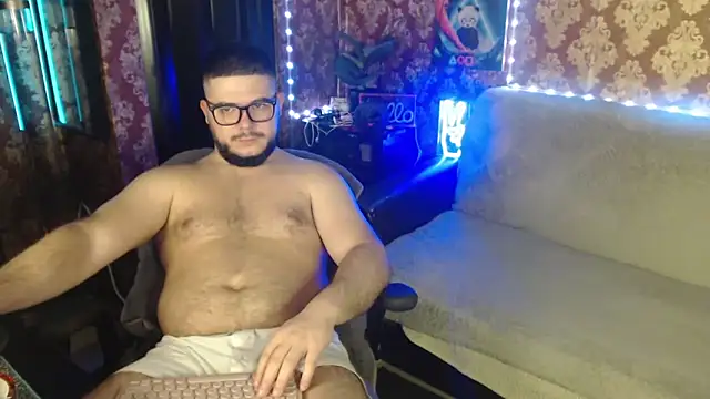 Snapshot of thor_master chatting on 11/21/25, 11:36 thor master online show from 11/21/25, 11:36