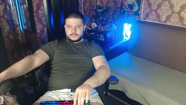 Snapshot of thor_master chatting on 04/21/26, 01:42 thor master online show from 04/21/26, 01:42