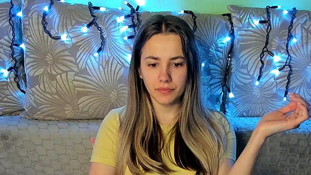 MaggieCake online show from 02/21/26, 04:02