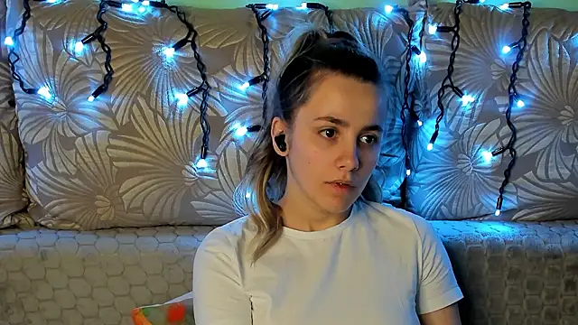 MaggieCake online show from 03/11/26, 02:28