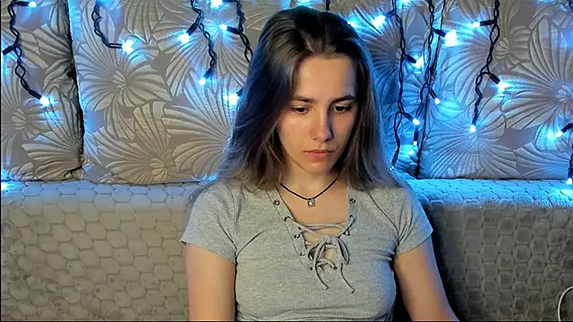 MaggieCake online show from 06/11/26, 01:49