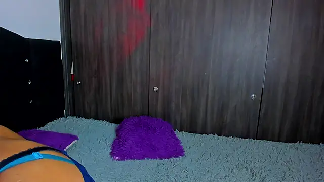 Rainnbow  online show from 12/14/24, 06:02