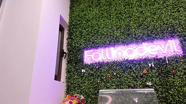 Snapshot of realhotfallingdevil chatting on 03/23/26, 05:11 realhotfallingdevil online show from 03/23/26, 05:11