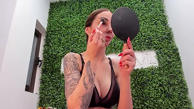 Snapshot of realhotfallingdevil chatting on 04/01/26, 04:46 realhotfallingdevil online show from 04/01/26, 04:46