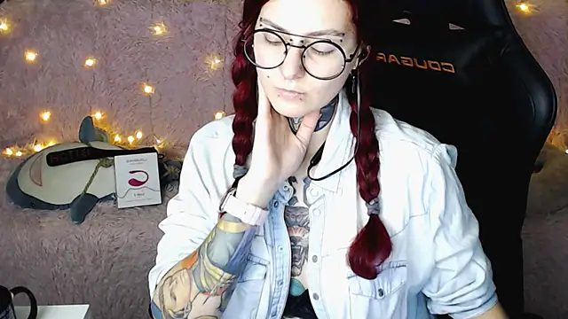 Snapshot of Ginger_Stay chatting on 03/16/25, 09:38 Ginger Stay online show from 03/16/25, 09:38