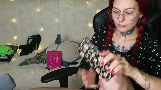 Ginger Stay online show from 10/29/25, 02:14