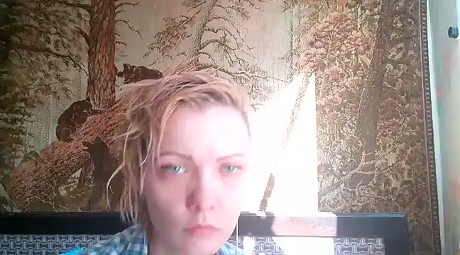 Snapshot of WildMissNiks chatting on 03/08/25, 08:33 WildMissNiks online show from 03/08/25, 08:33