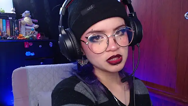 Raventh  online show from 10/04/25, 01:58