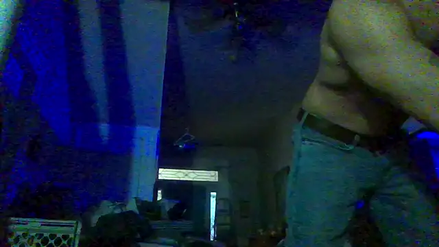 Snapshot of Itzmeebaby chatting on 12/16/25, 10:37 Itzmeebaby online show from 12/16/25, 10:37