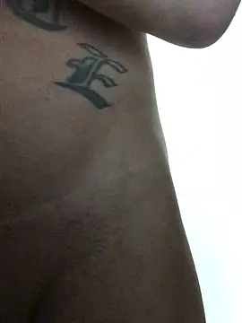 Snapshot of 69RIPsta69 chatting on 02/20/25, 06:17 69RIPsta69 online show from 02/20/25, 06:17