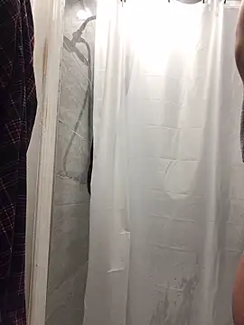 Snapshot of 69RIPsta69 chatting on 03/01/25, 07:08 69RIPsta69 online show from 03/01/25, 07:08