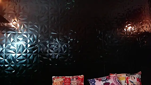 PINK  LOLA1 online show from 11/30/25, 01:15