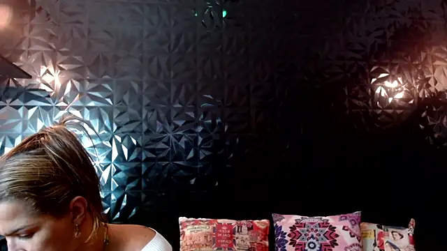 PINK  LOLA1 online show from 03/03/26, 09:31