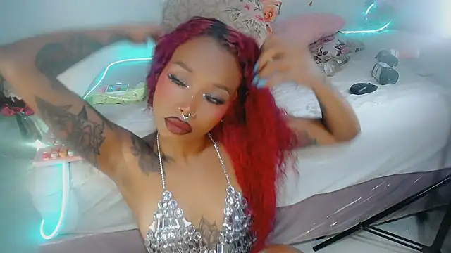 Snapshot of Khelany chatting on 03/22/26, 01:20 Khelany online show from 03/22/26, 01:20