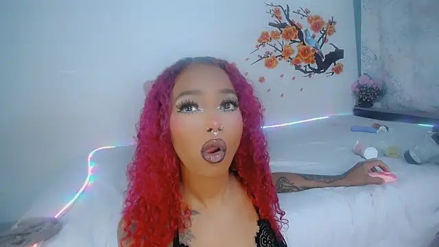 Snapshot of Khelany chatting on 04/12/26, 12:54 Khelany online show from 04/12/26, 12:54