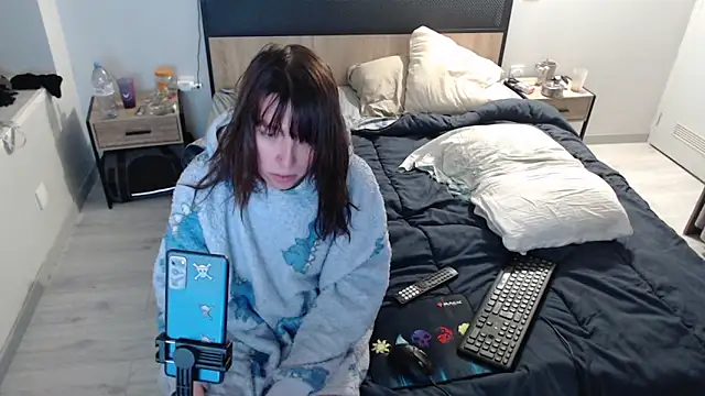 missthon0 online show from 10/09/25, 11:08