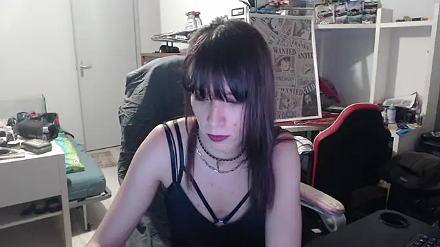 missthon0 online show from 02/04/26, 02:12