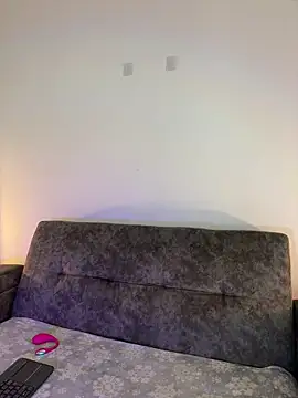 Snapshot of KallyMyller1 chatting on 04/16/26, 07:36 KallyMyller1 online show from 04/16/26, 07:36