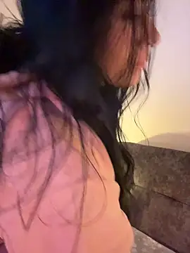 Snapshot of KallyMyller1 chatting on 04/16/26, 09:39 KallyMyller1 online show from 04/16/26, 09:39