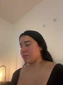 Snapshot of KallyMyller1 chatting on 04/17/26, 07:39 KallyMyller1 online show from 04/17/26, 07:39