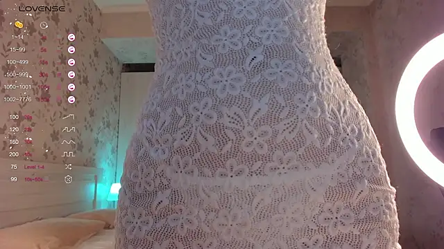 Snapshot of Bb__girl chatting on 03/01/26, 01:07 Bb girl online show from 03/01/26, 01:07