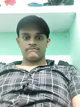 Snapshot of rajaRoyd chatting on 11/09/25, 06:17 rajaRoyd online show from 11/09/25, 06:17