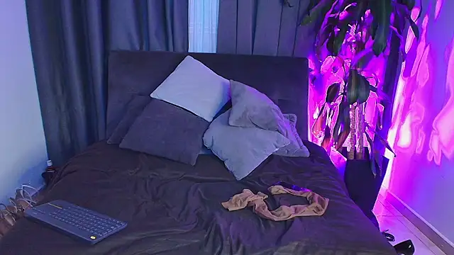 Aliciawonderxx online show from 03/01/26, 11:18