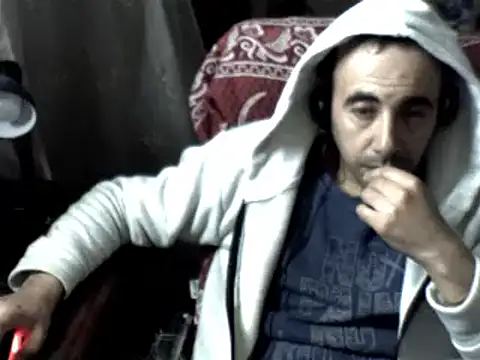 Snapshot of big_heart chatting on 01/21/25, 08:43 big heart online show from 01/21/25, 08:43