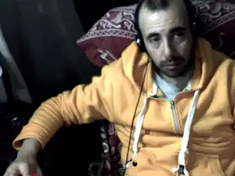 Snapshot of big_heart chatting on 02/25/25, 07:20 big heart online show from 02/25/25, 07:20