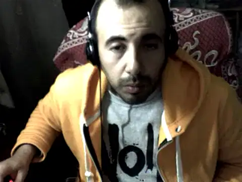 Snapshot of big_heart chatting on 02/26/25, 12:05 big heart online show from 02/26/25, 12:05