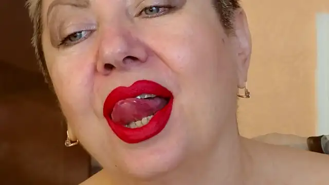 LadyPosh online show from 11/07/25, 09:48