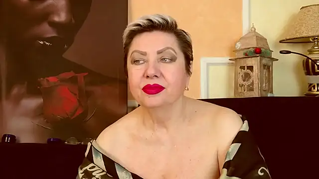 LadyPosh online show from 04/15/26, 07:58